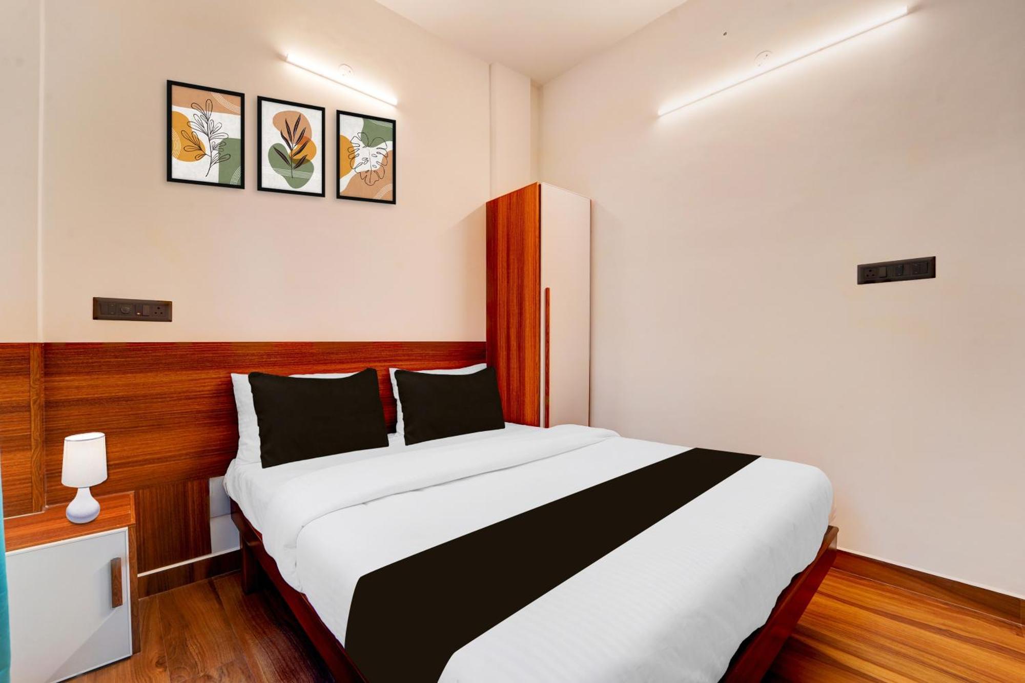 Super Hotel O Gandhi Nagar Near South Railway Backgate Kochi Εξωτερικό φωτογραφία