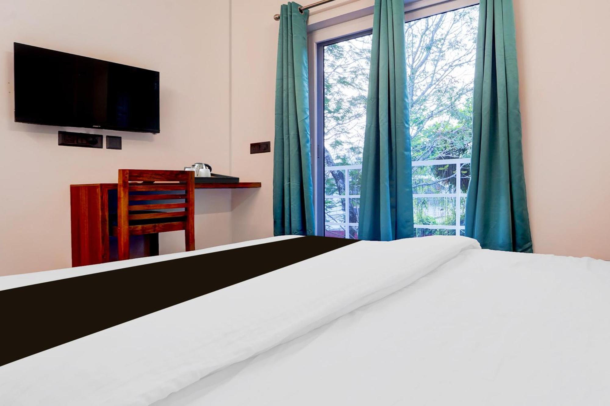 Super Hotel O Gandhi Nagar Near South Railway Backgate Kochi Εξωτερικό φωτογραφία